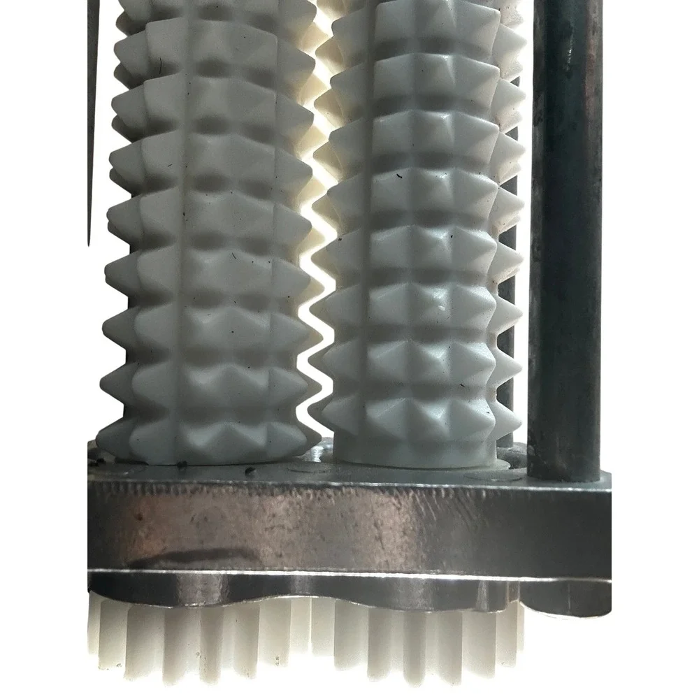 Manual Hand Crank Meat Tenderizer Dual Spiked Rollers Table Mount C-Clamp Silver
